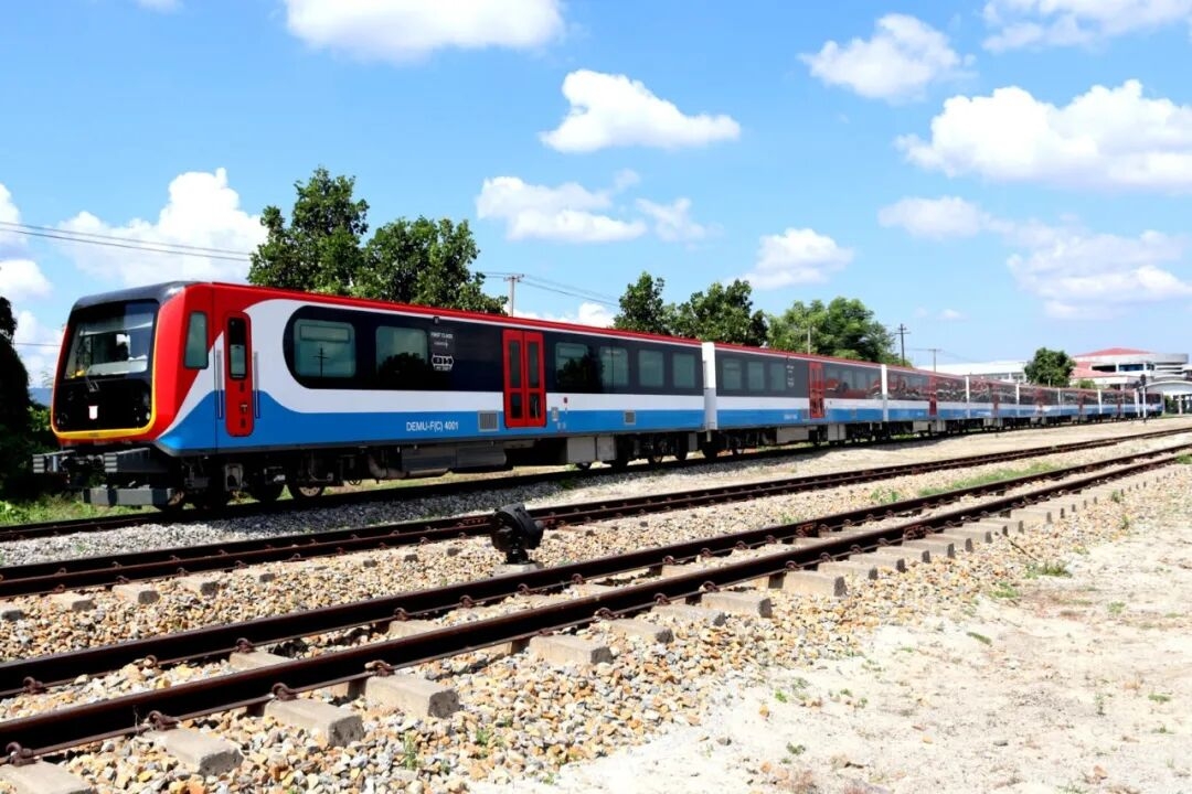 <strong>试点启动！仰光至曼德勒、内比都部分列车开通网上售票</strong>