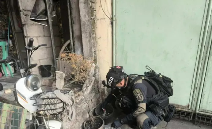 <strong>住宅突发爆炸！因屋主这一举动…</strong>