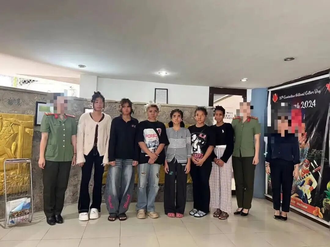 <strong>最小仅14岁！6名柬埔寨少女遭诱骗欲往中国，在越中边境获救</strong>